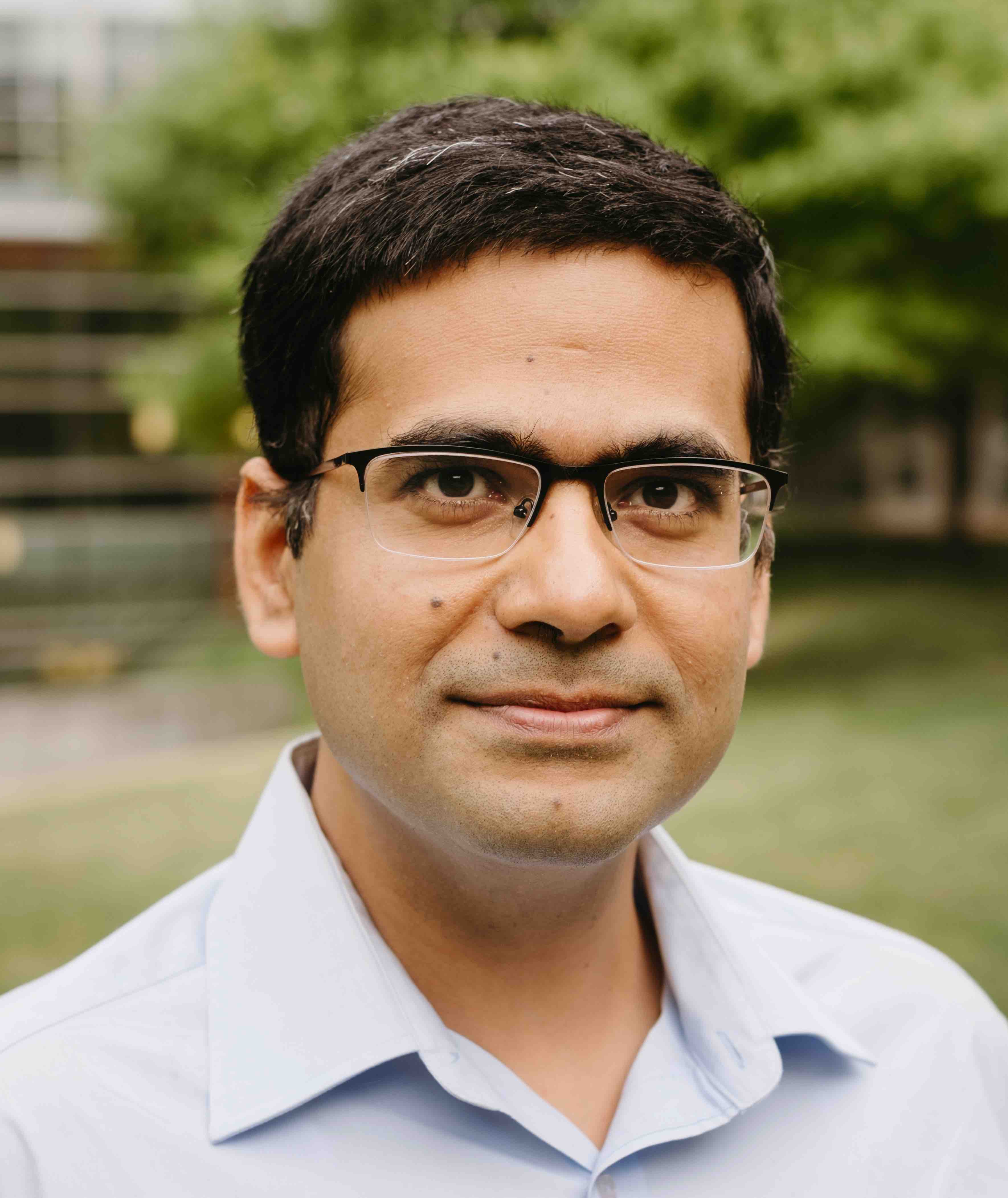 Invited Speaker: Saurabh Gupta
